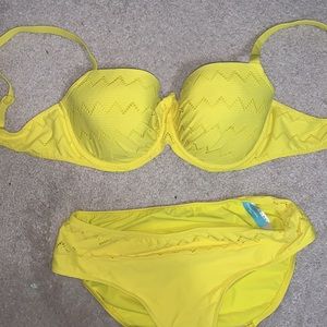 Prima Donna UK 32F Swim top, optional UK S bottoms, Excellent Condition.